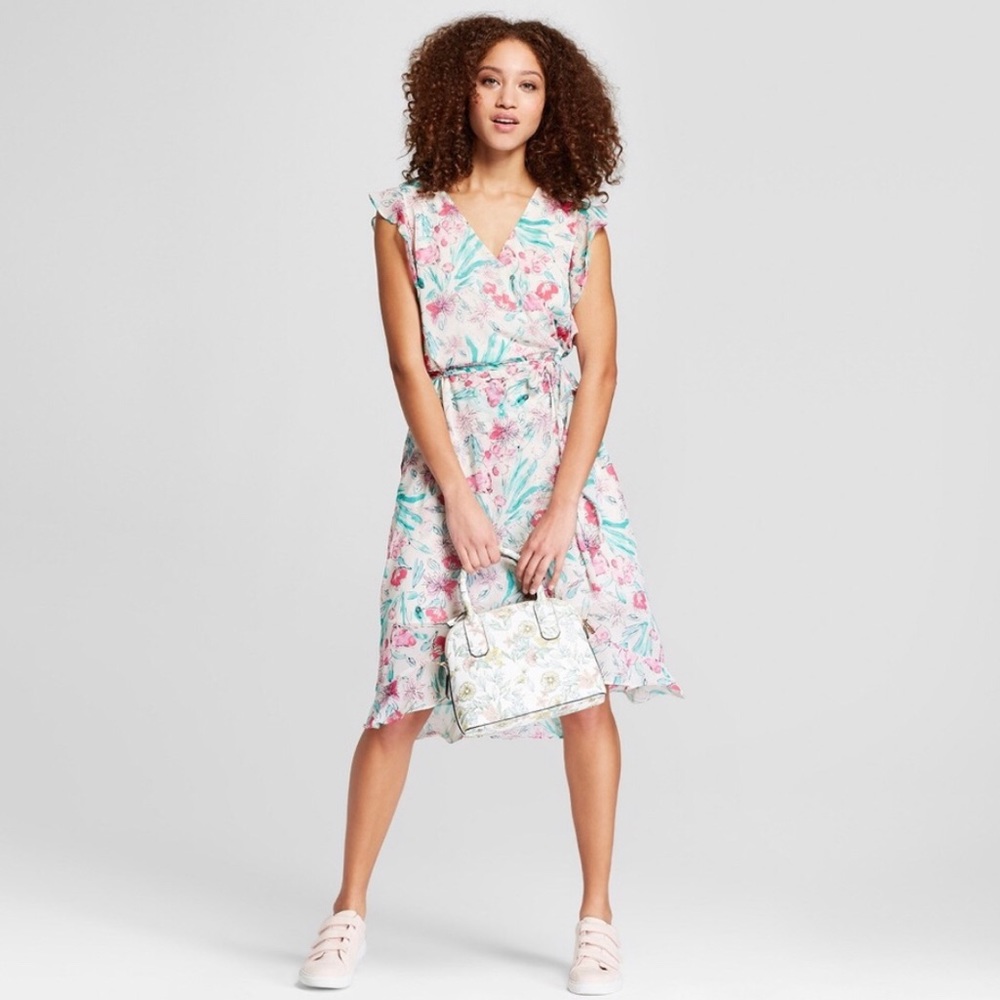 Floral Print Short Sleeve Ruffle Wrap Dress